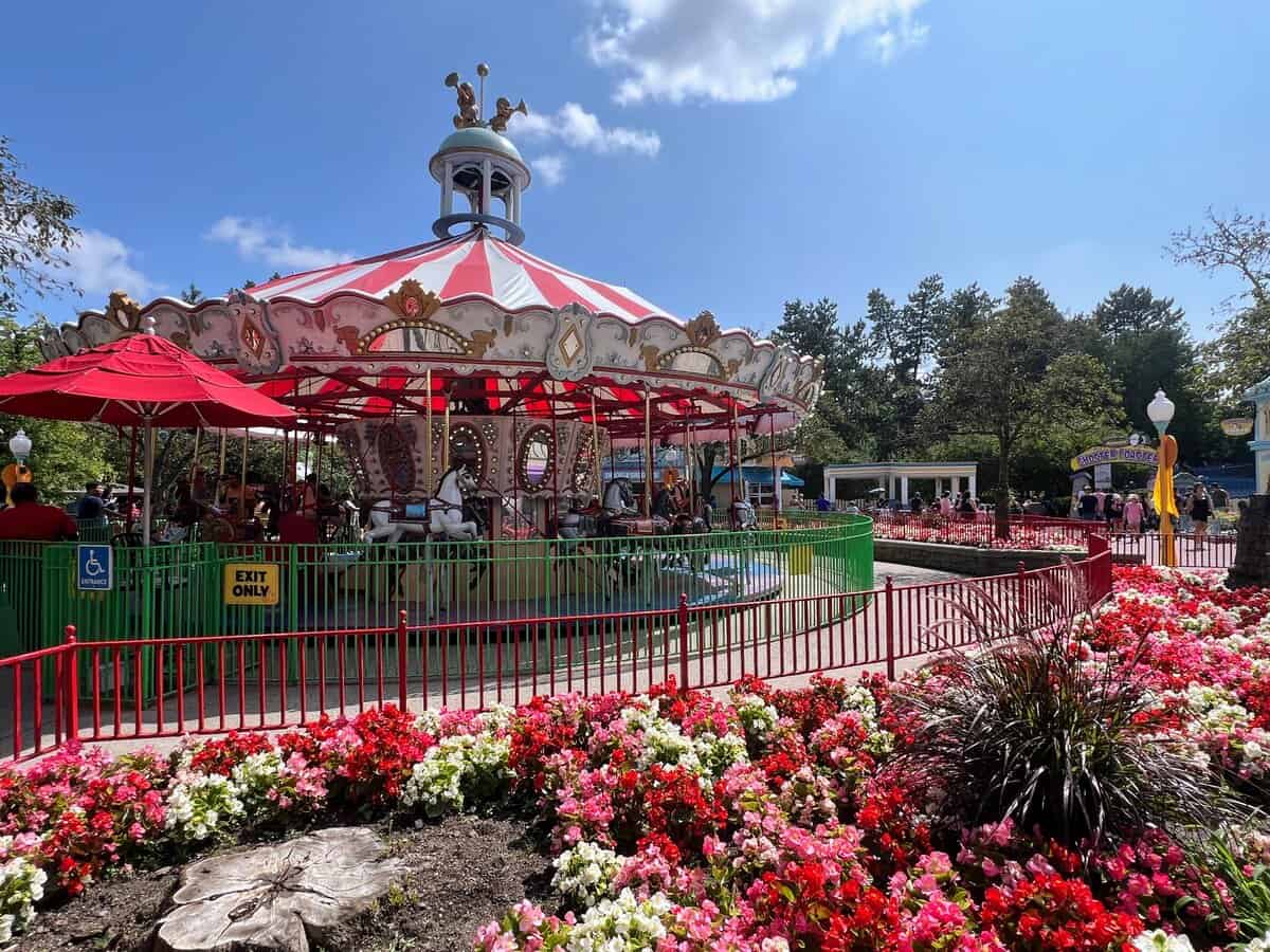 10 Best Places to Stay Near Canada's Wonderland in 2024